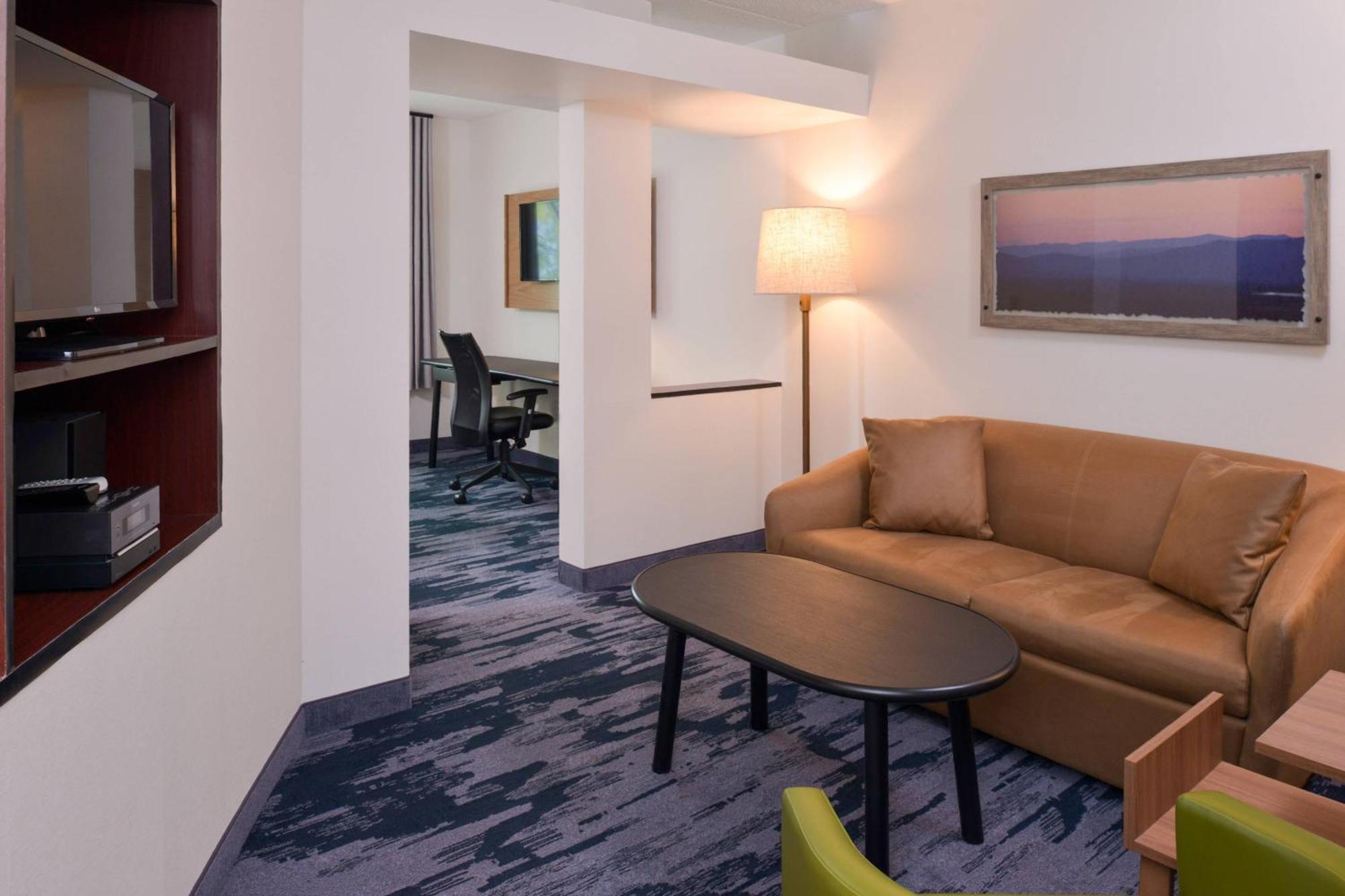 Fairfield Inn & Suites By Marriott Pittsburgh New Stanton Zewnętrze zdjęcie